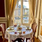 Alojamento de Acomodação e Pequeno-almoço L'hotel De Herce D'hote Mayenne