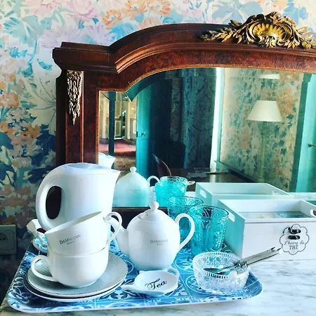 L'hotel De Hercé D'hote Couette-café
