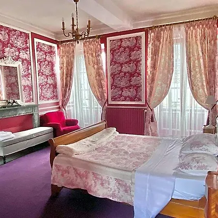 Bed & Breakfast L'hotel De Herce D'hote Mayenne