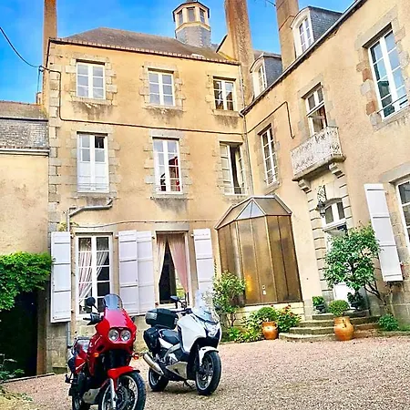 L'hotel De Herce D'hote Mayenne