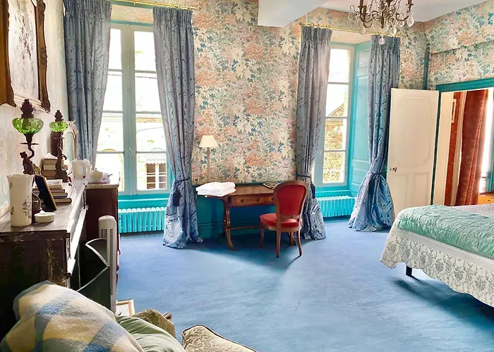 L'hotel De Herce D'hote Bed & Breakfast 4*